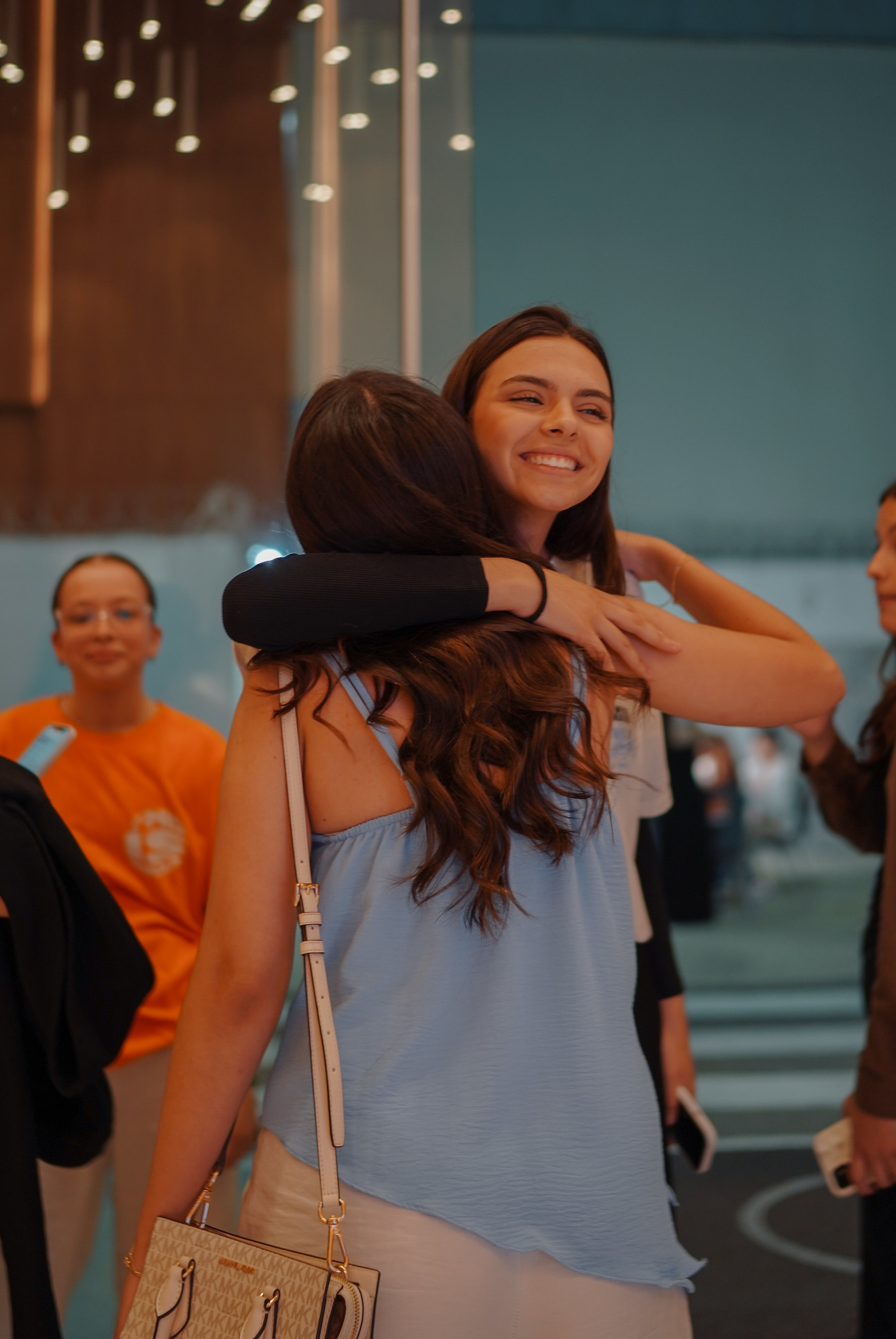 Abraços e conexões